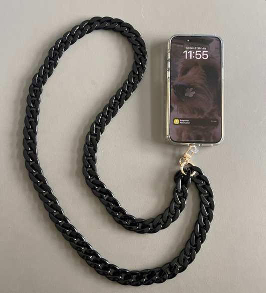Hello, freedom! Stay hands-free wherever you are with our striking phone chains.